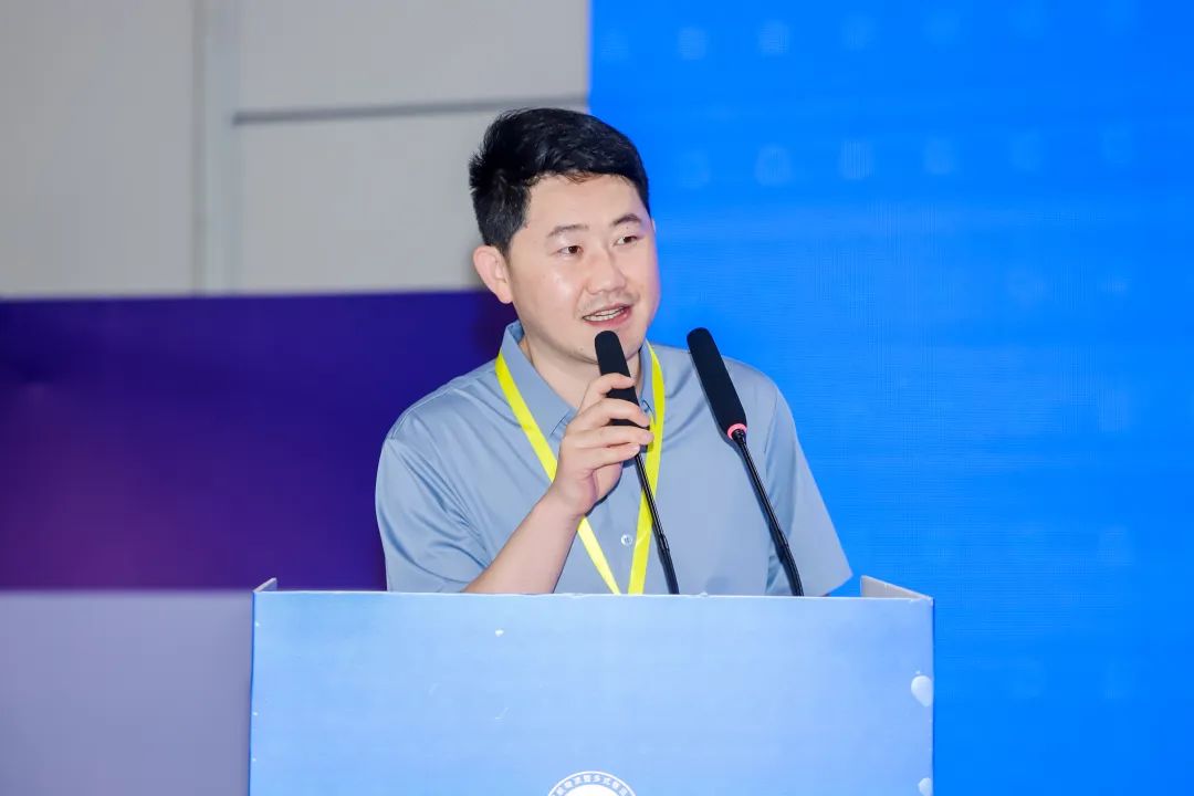 中国航务周刊主编张学刚